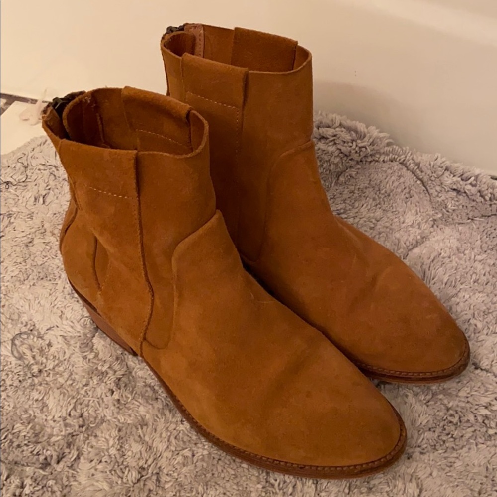 Baske California Suede Brown Booties size 8.5